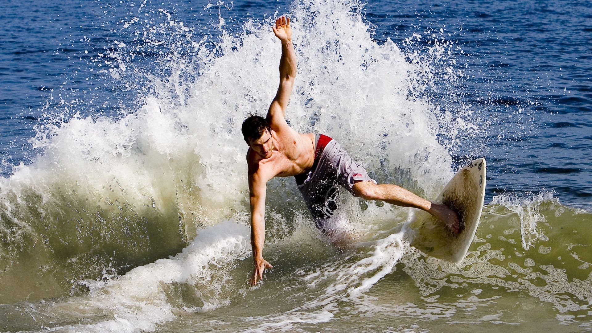 曼城在比赛中展现的临场适应力成其取胜重要因素,曼城训练场